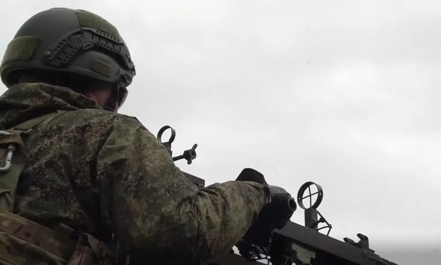 Не военнослужащие, но с оружием: кто такие новые резервисты и чему их учат на полигонах