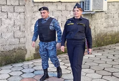 Снос самостроев продолжается: приставы обязали демонтировать столовую в Сочи