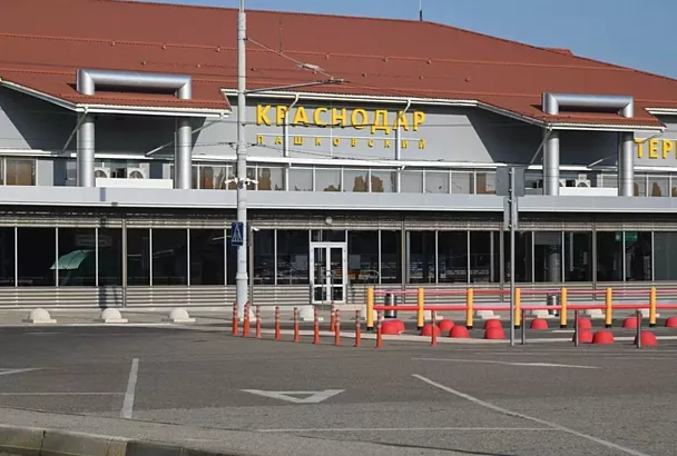 В аэропорту Краснодара сняли временные ограничения полетов
