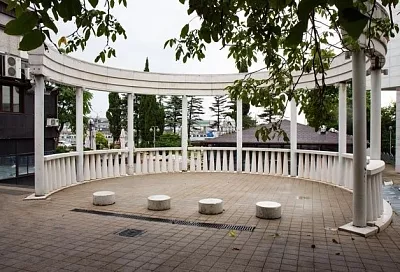 В Туапсе обновили ротонду у Городского дворца культуры