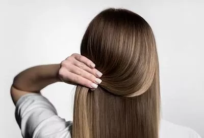 Все о лечении перхоти в зимний период