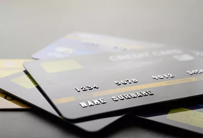 На Кубани впервые за восемь лет снизился объём операций по банковским картам