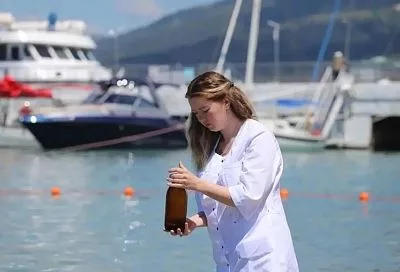 Стало известно о результатах проверки морской воды у побережья Геленджика