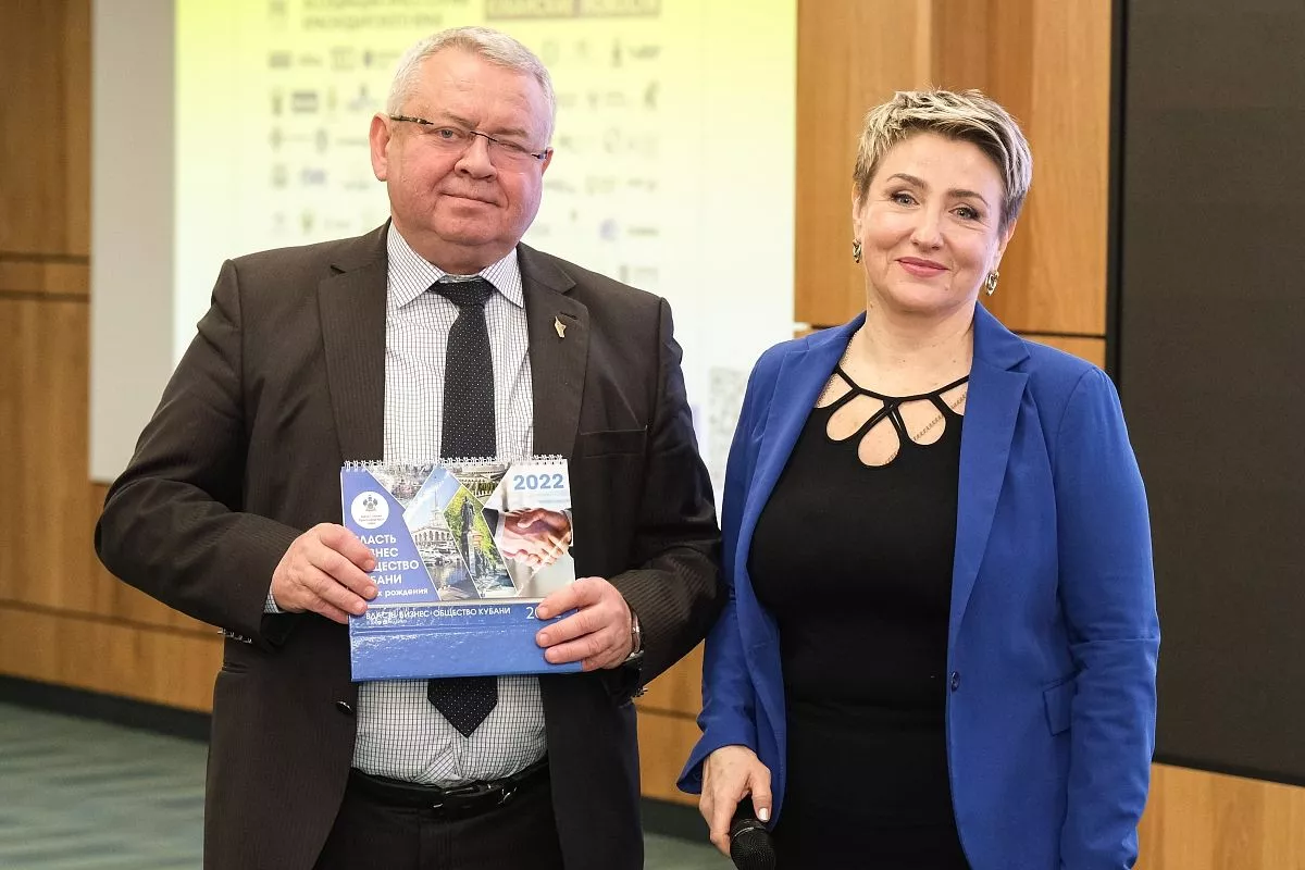 Участники презентации отметили, что данный календарь помогает в работе и в поддержании деловых контактов. Участники презентации отметили, что данный календарь помогает в работе и в поддержании деловых контактов.