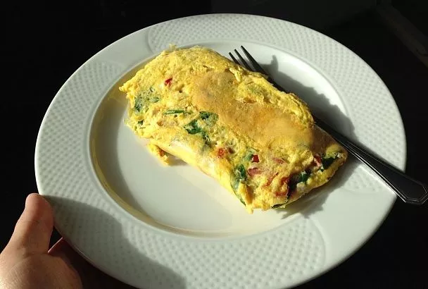 Считайте правильно: начинать новый день яичницей  - это вкусно и здорово, но не надо частить