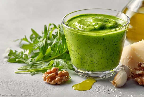 Соус из рукколы от шефа — вкуснее майонеза! Универсальнее песто, делается за 2 минуты и улетает за минуту