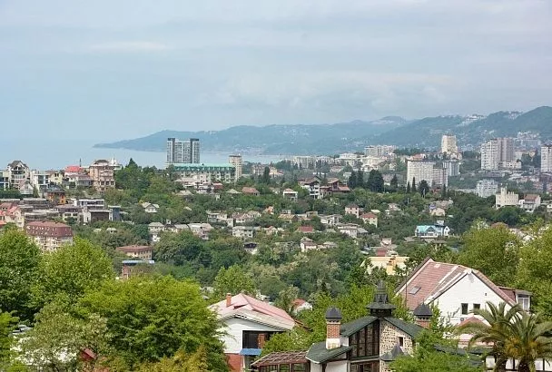 Краснодарский край вошел в топ-3 регионов по бронированию загородного жилья на май