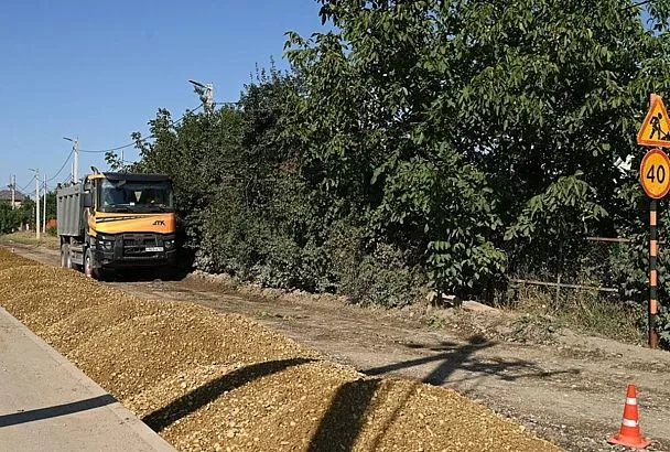 Три улицы заасфальтируют в микрорайоне Сады Калинина в Краснодаре