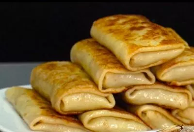 Тесто для блинов из морозилки: 20 минут - и тонкие, «бархатные» блинчики с мясом или ленивые хачапури уже на столе