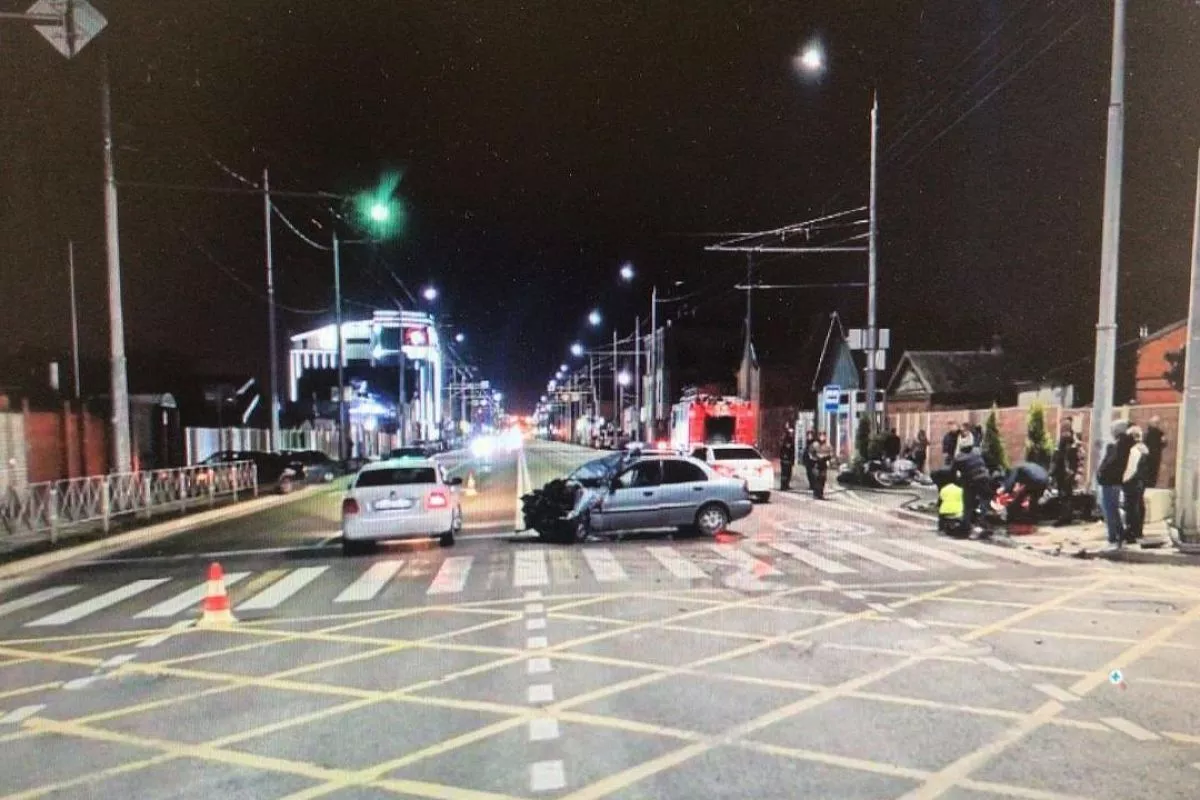 19 марта в крайцентре произошла авария, участниками которой стали сразу два мотоцикла.