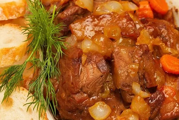 В этом маринаде даже старая свинина становится нежнее шелка: секретный маринада, который пользуются профессионалы