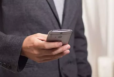 В РКН назвали причину сбоев в работе WhatsApp* и Telegram на территории южных регионов России
