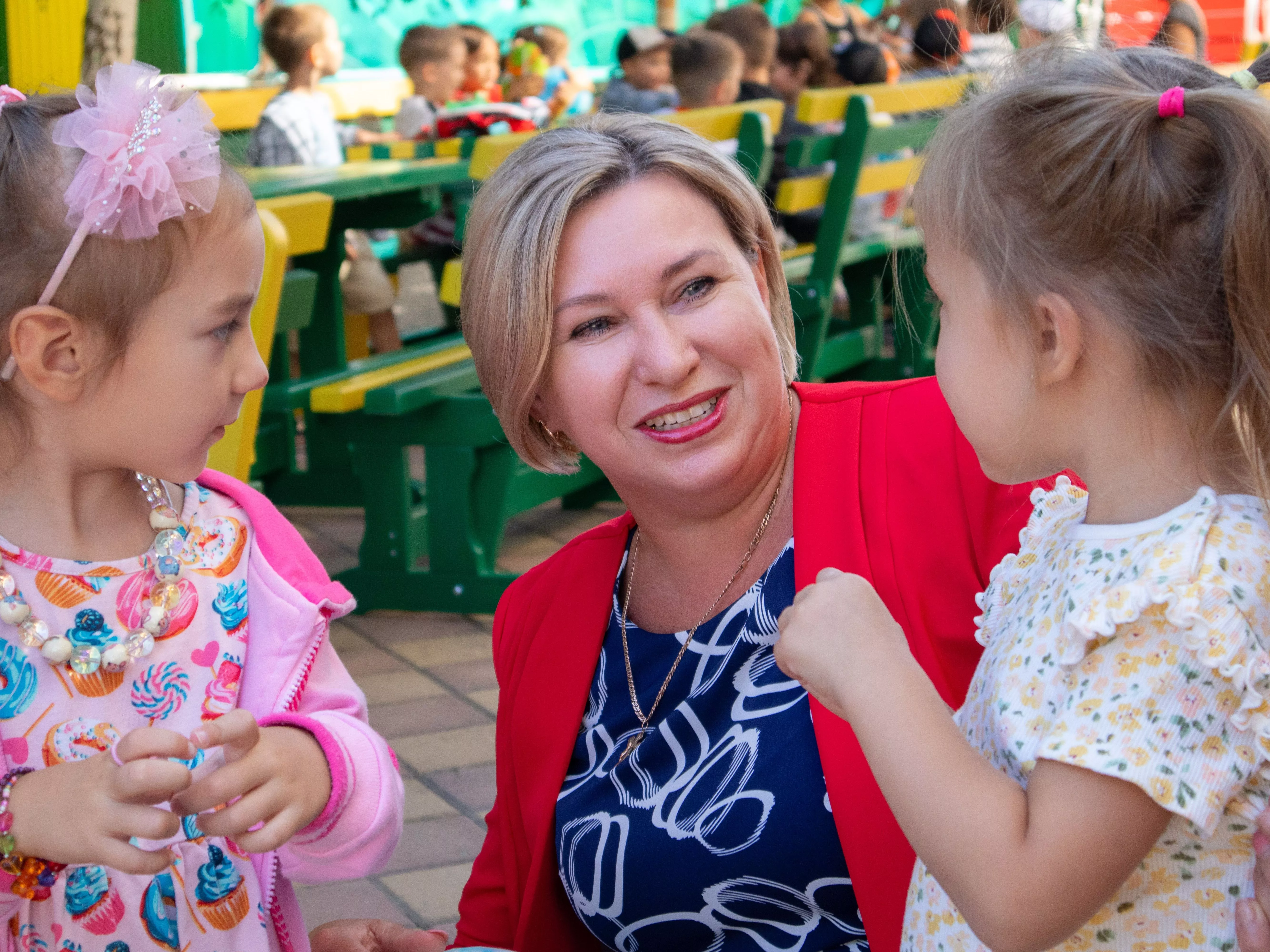 Людмила Неклюенко: «Прежде чем сказать горькую правду, смажь кончик языка медом»