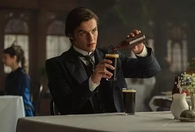 «Дом Гиннессов» — новый нуар Netflix на замену «Острым козырькам»