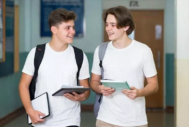 Стимул для учебы: адыгейская молодежь все чаще берет льготный кредит на образование