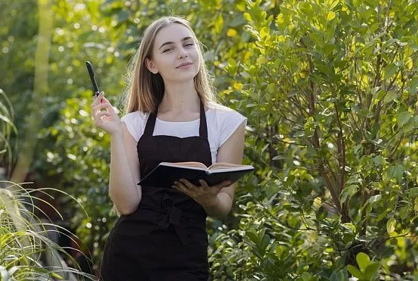 Лунный календарь садовода с 6 по 12 сентября: полнолуние поставит работу на паузу, но ненадолго