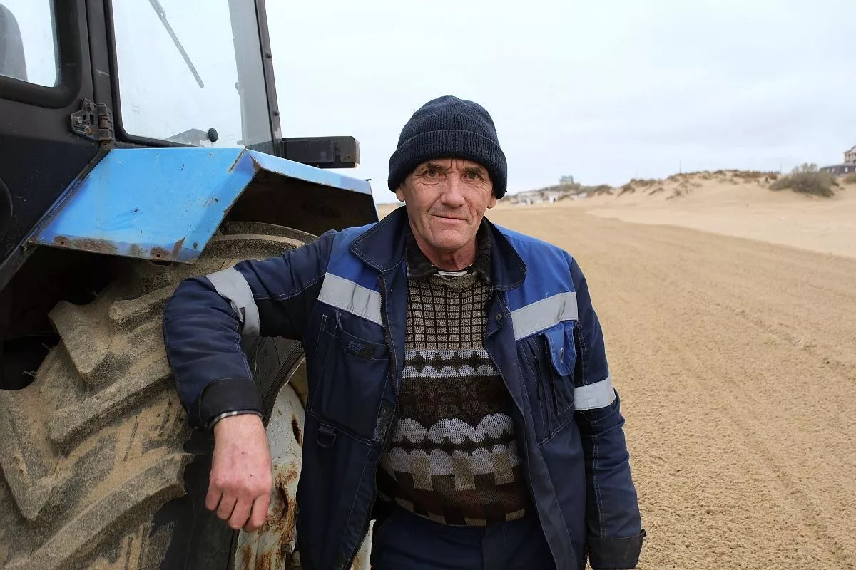 Александр Литвинов