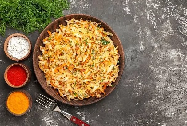 Ни забот, ни хлопот не знаю, благодаря мультиварке: готовлю в ней вкуснейшую тушеную капусту