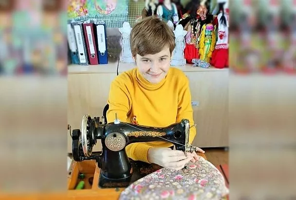 Терапия творчеством: ﻿на Кубани проводят реабилитацию людей с инвалидностью в мастер-классах по рукоделию