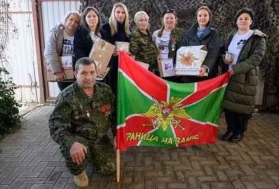 Добровольцы из Динского района и Краснодара объединились для помощи бойцам СВО и пограничникам.