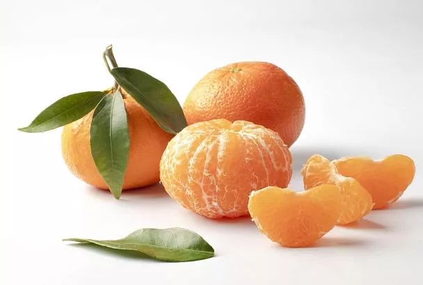 Мандарины подешевели на 25%: минимальная цена в сетях — от 100 рублей за кг