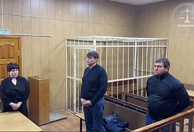 Экс-полицейский отправится в колонию за нападение на мужчину и порчу его iPhone в Армавире