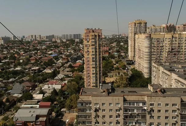 В 13 городах и районах Краснодарского края отменили беспилотную опасность