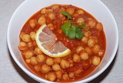 От голода не «умираю», потому что в пост почти каждый день ем нут в томатном соусе