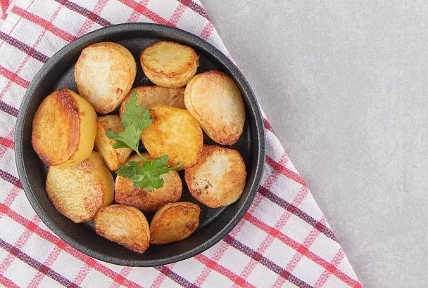 Вкуснее, чем фри и не вредит фигуре. Три способа пожарить картошку без вреда для здоровья