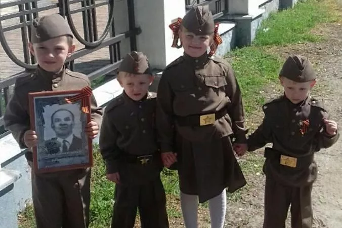 Артём и София Медведевы.  Александр и Тимофей Калашниковы 