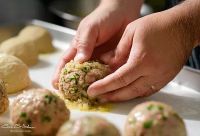 Котлеты по-немецки: готовлю из фарша с жареным луком, без жарки, полезно и очень вкусно