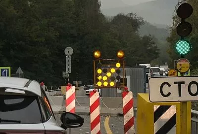 Реверсивное движение введут на участке трассы М-4 «Дон» между Геленджиком и Новороссийском