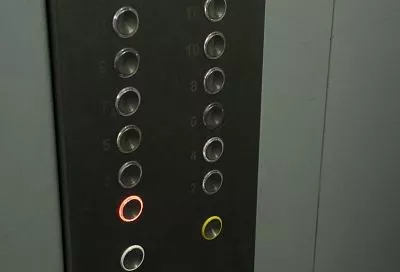 Управляющая компания прокомментировала инцидент с лифтом в краснодарской многоэтажке