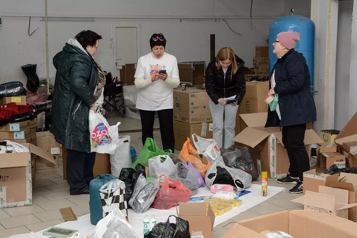 Каждый сбор проходит по запросу от солдат, после чего активисты сообща решают, что необходимо в первую очередь и в каком количестве.