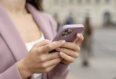 Instagram* получил право генерировать ИИ-контент на основе ваших фото — что делать