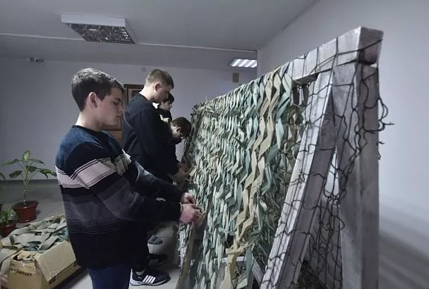 «На передовую, Пушкину»: как волонтеры из Кореновска помогают бойцам СВО и делают свой город лучше