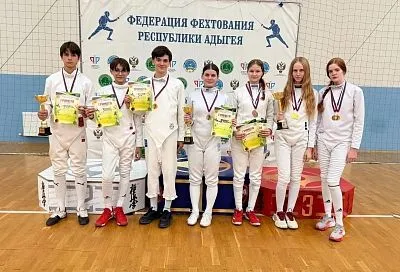 Сверкающие шпаги: спортсмены из Краснодара стали победителями крупного межрегионального турнира