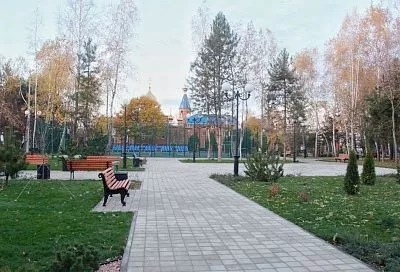Благоустройство сквера имени 75-летия Великой Победы завершили в пригороде Краснодара