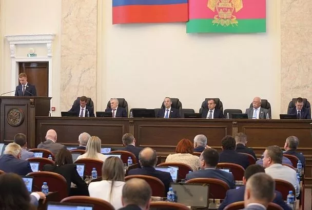 Кубанские законодатели приняли программу «Земский тренер»