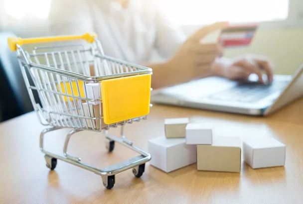 Wildberries запустил возможность торговаться в сервисе частных продаж «Ресейл»