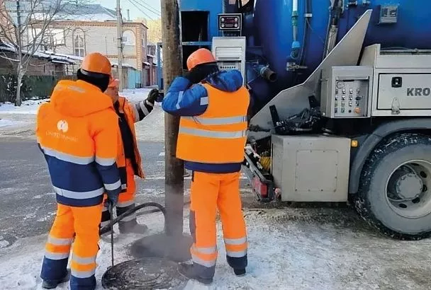 Почти 400 засоров на сетях водоотведения устранил «Росводоканал Краснодар» в январе