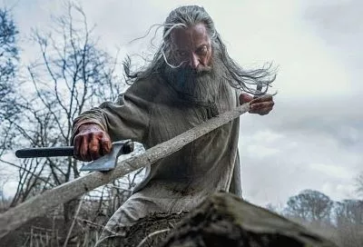 Скромный старт и стремительное падение: «Смерть Робин Гуда» с Хью Джекманом не покорила прокат
