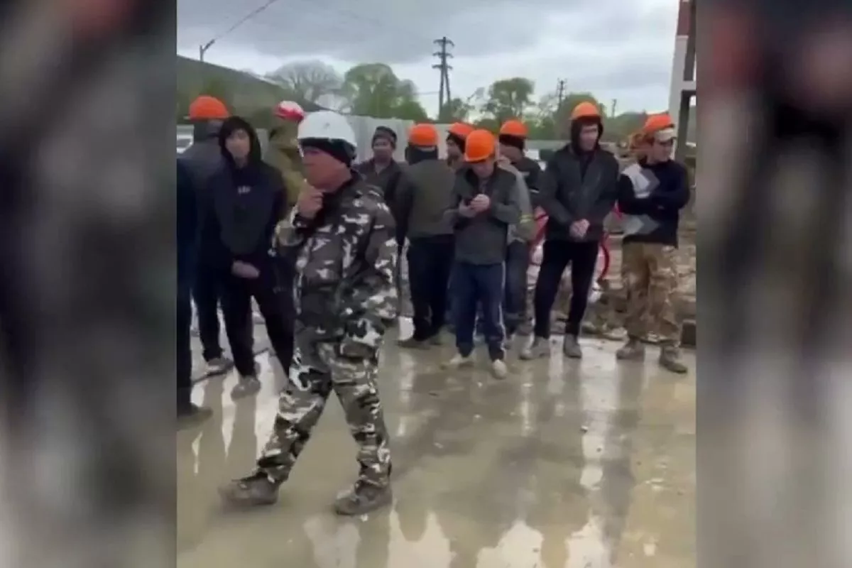 Нелегальных мигрантов выявили на стройке в пригороде Анапы