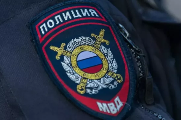 Без ордера и согласия: юрист разъяснил, когда полиция может войти в жилище