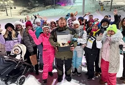 Посылку из Сочи с чурчхелой, медом и вареньем из фейхоа вручили российским спортсменам на Олимпиаде в Италии