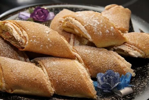 Универсальное творожное тесто для штруделей и пирожных: идеальный рецепт из старой кулинарной книги 