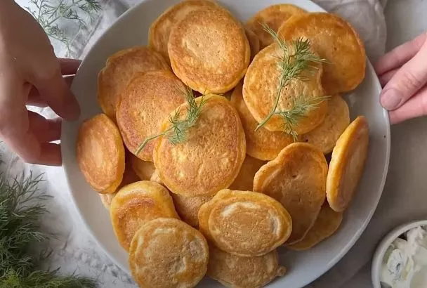 Такие оладьи из икры карася готовятся всего 20 минут — а их вкус покорит даже гурманов