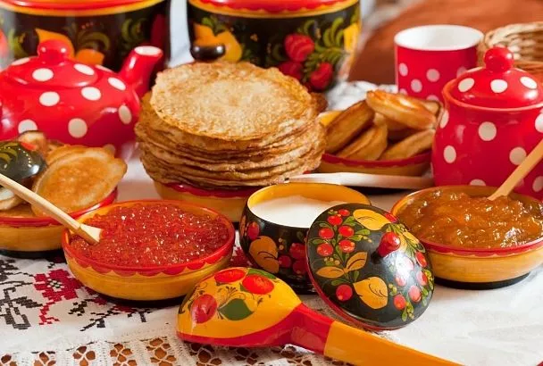 Накормите досыта и извинитесь: как на Руси провожали Масленицу 