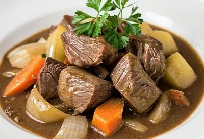 Добавляю в говядину яблоко и мясо становится нежным, как сливочное масло 