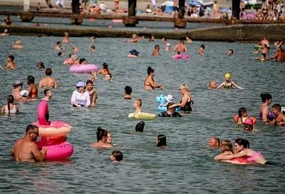 Черное море у берегов Краснодарского края прогревается неохотно
